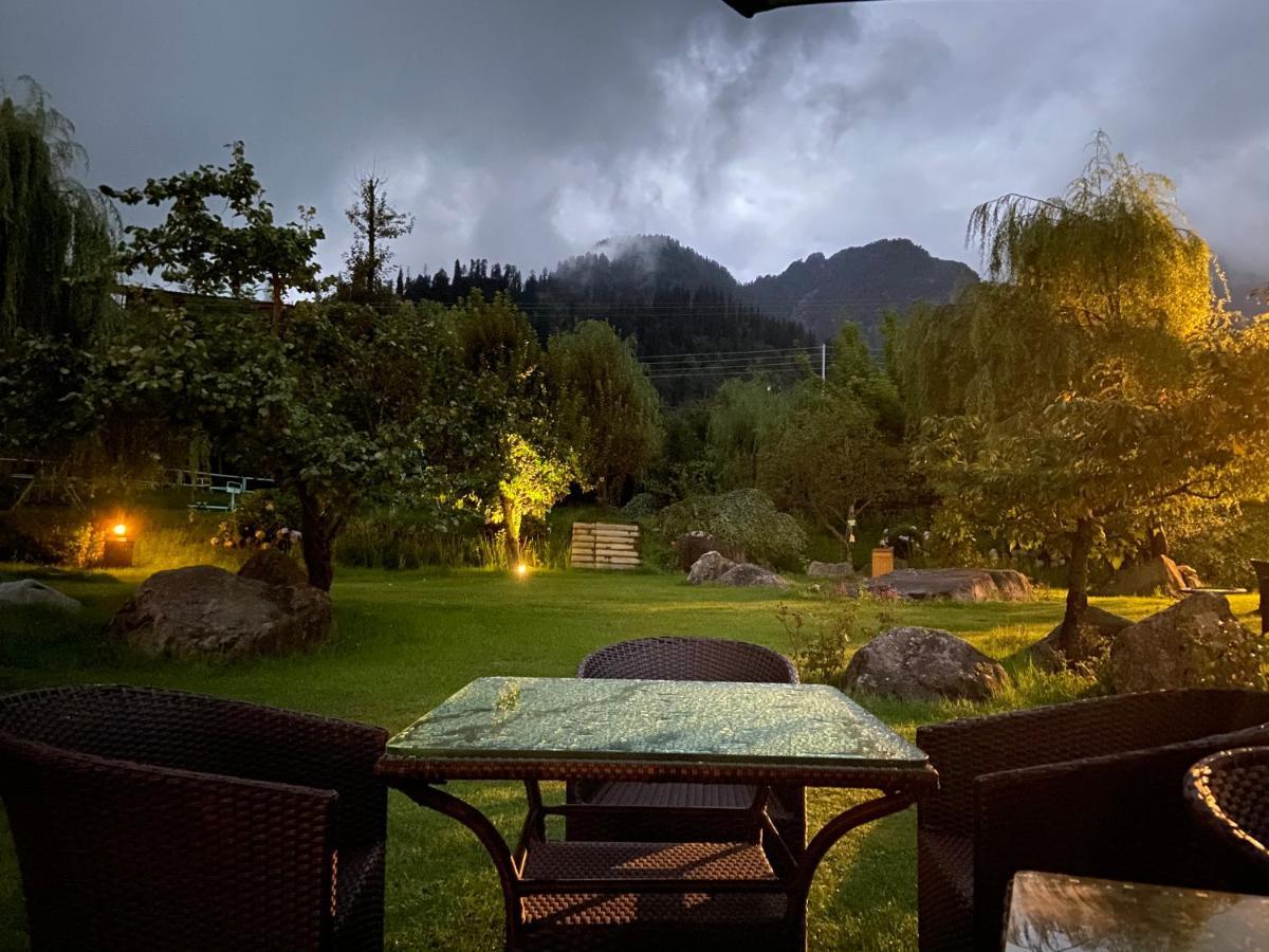 Solang Valley Resort Manāli Exterior foto