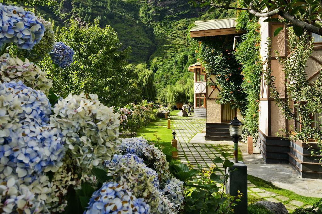 Solang Valley Resort Manāli Exterior foto