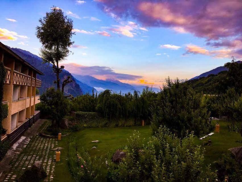 Solang Valley Resort Manāli Exterior foto